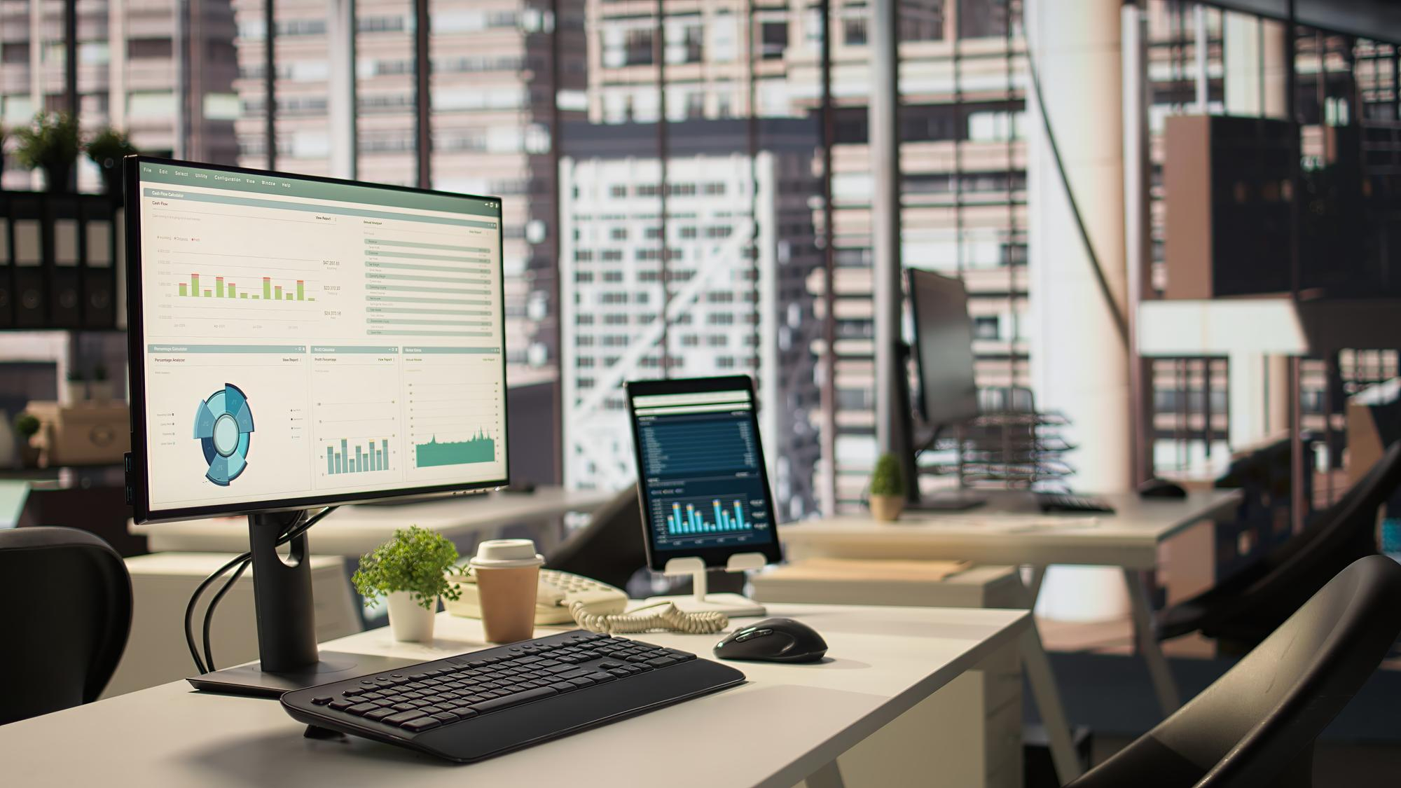 Mapos offshore engineering team collaborating in a modern workspace